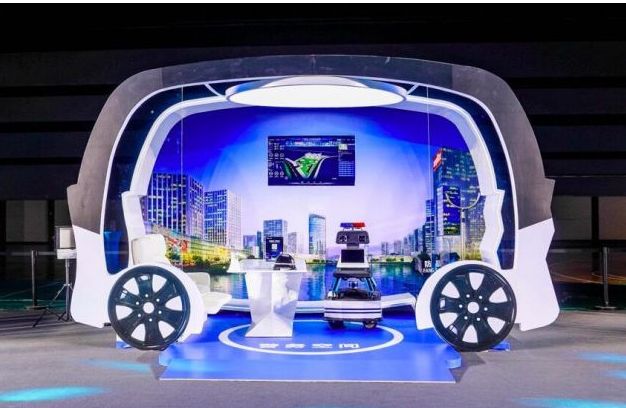 百度发布新一代自动驾驶小巴Apollo Ⅱ